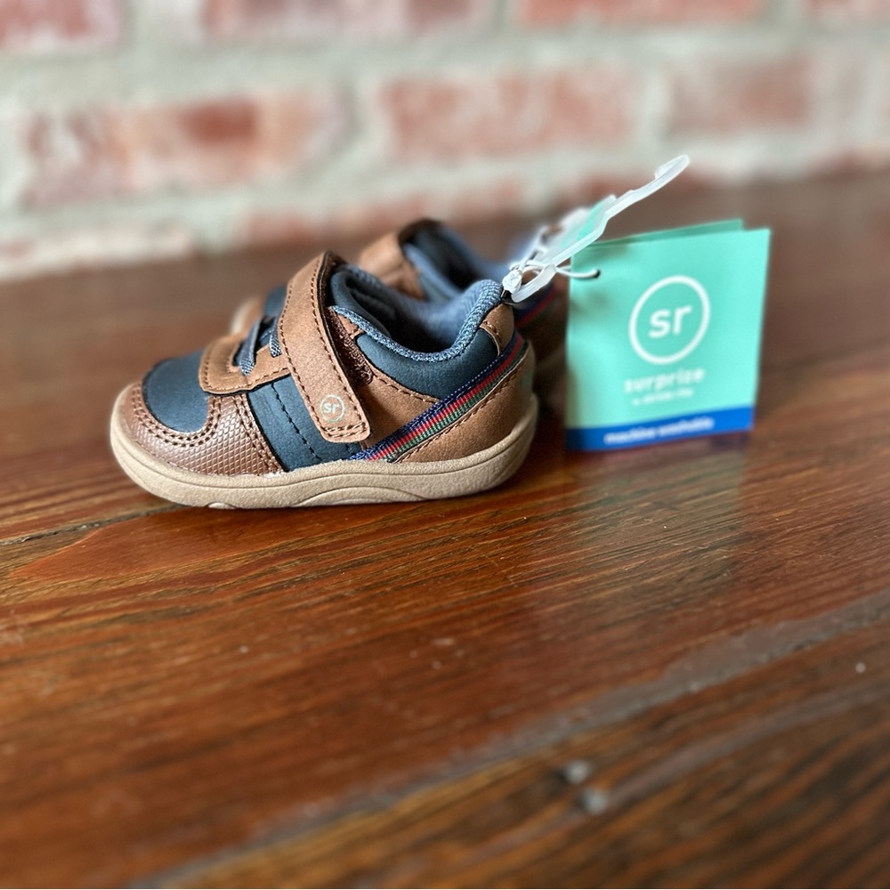 Stride Rite Size 3 - Picture 3 of 5